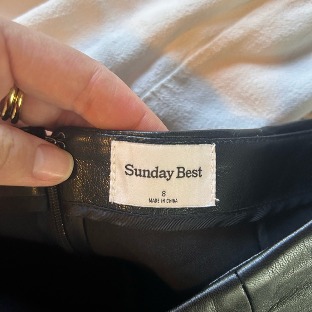 Sunday Best Aritzia Black Mini Skirt - Picture 4 of 4